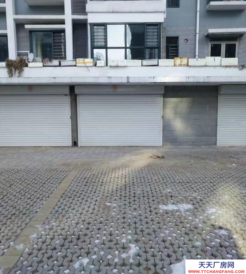 承德 開發區(出租) 大石廟偏嶺經濟適用房小區，位于港灣花園二期，有車庫、倉庫招租