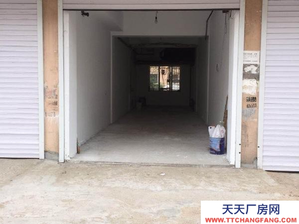 陽明可以經(jīng)營，可以做倉儲，可以做車庫，自動卷簾門，屋內(nèi)重新裝修。