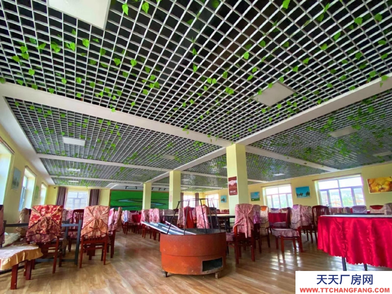 (出租) 屋內設施齊全，飯店廚具，餐盤烤全羊設備應用盡有