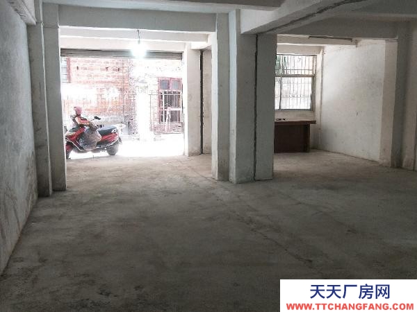 贛州市于都物資倉庫  麗都豪苑小區(qū)，門口老國光超市，后面小商品市場，車輛出入方便