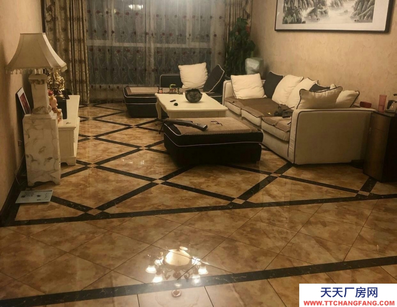 (出售) 臨河出租或出售大型養殖加工收購廠房，選機二臺用途廣泛！