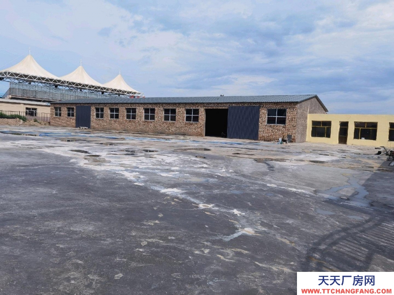 (出租) 體校東墻大暖水電手續齊全，可以進大車，庫房