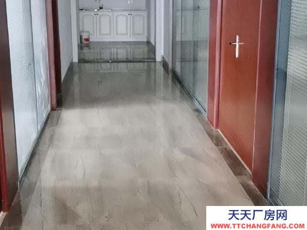 九江市德安機加工廠房 全新鋼結構廠房及一個鋼化玻璃廠打包出租。