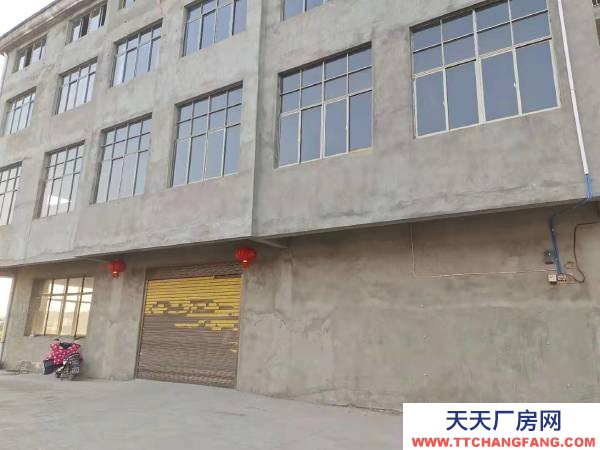 九江市德安機加工廠房 位于105國道旁交通便利，己通三相電四周有空地，獨棟私房