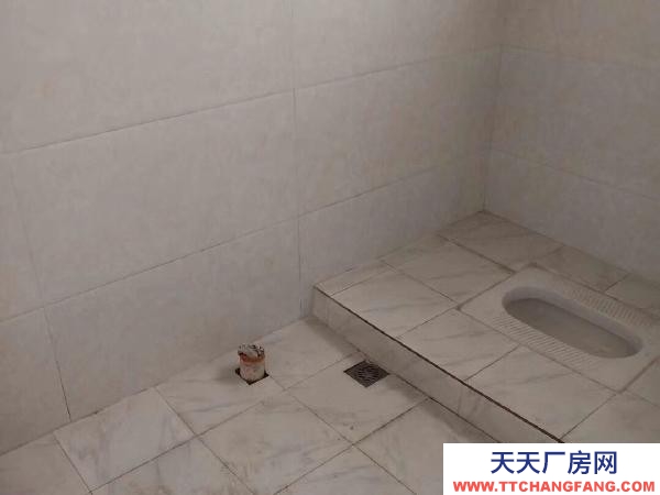 宜春市袁州物資倉庫 碧桂園鳳凰城對面安置小區(qū) 倉庫 單層130平米