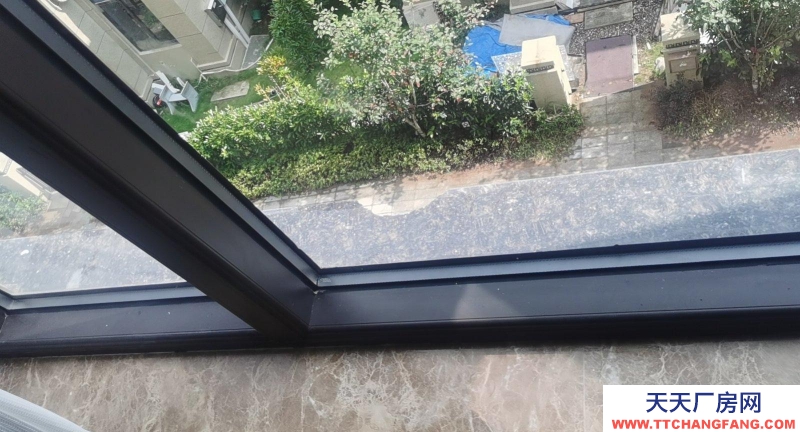 臺州市天臺(出租) 可當倉庫或電商，30平跳高5、6米，可隔2層