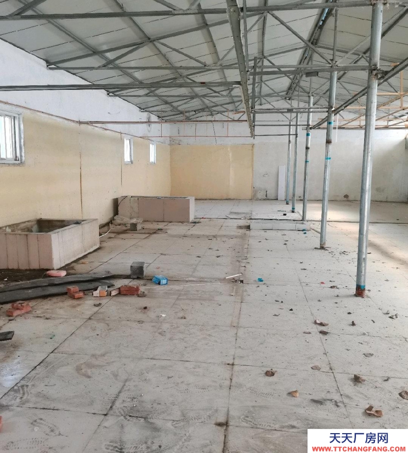 (出租) 獨立大院，交通方便，水電齊全，有獨立辦公室。