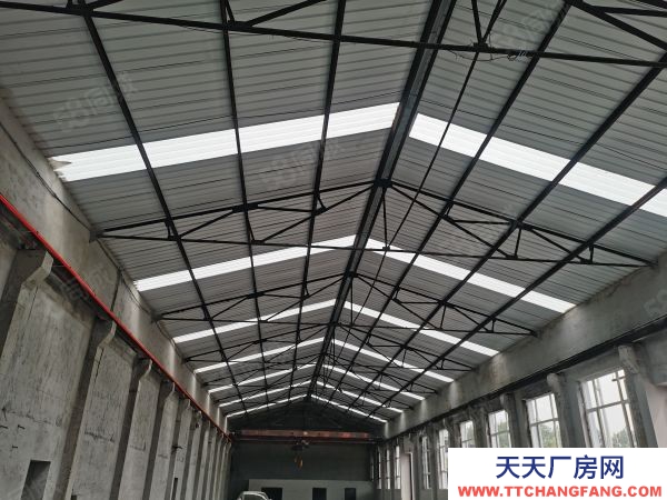 新民胡臺(tái)1100平，吊車5噸獨(dú)門獨(dú)院有動(dòng)力電，工業(yè)用地有辦公