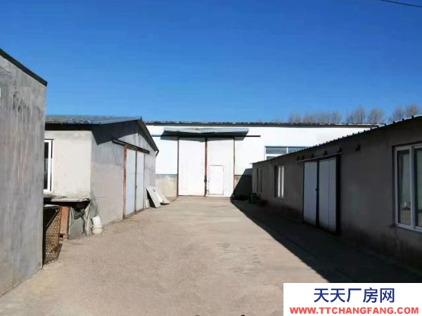 雙臺(tái)子現(xiàn)有廠房、庫房出租，總面積2000多平米