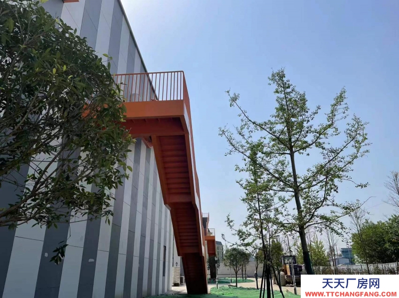 青白江智造產(chǎn)業(yè)園廠房出租1500-12000平米