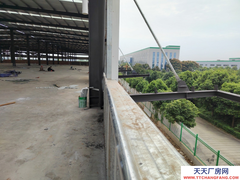 邛崍市食品產業園區標準鋼結構2500平廠房出租可分租