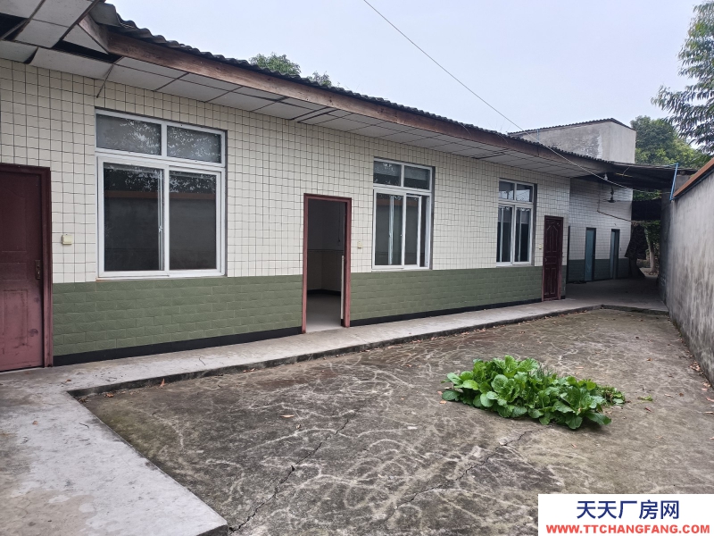 成都周邊5000平米廠房出租