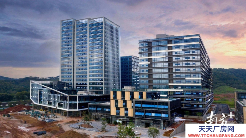 東莞市鳳崗鎮(zhèn)12000平方獨門獨院廠房包租