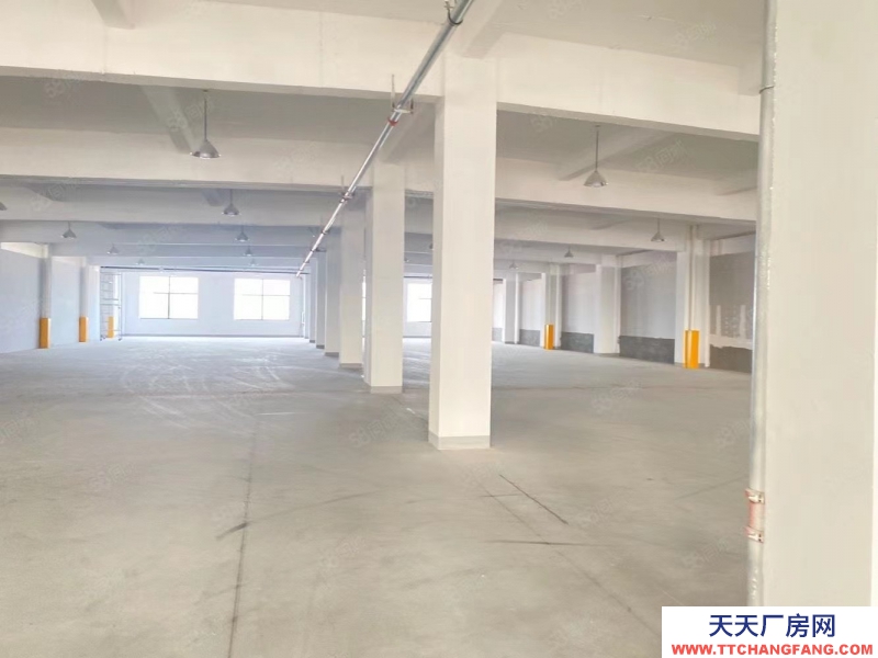 單層框架廠房帶火車頭 層高12.5米 50年產權 大車暢行