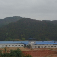 廣東省東莞市謝崗鎮(zhèn)３００００平方單層倉庫出租