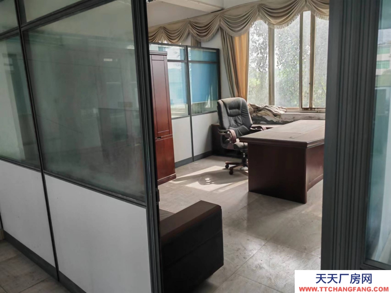 租售均可四川工業廠房 可做倉庫使用 設施齊全 位置好