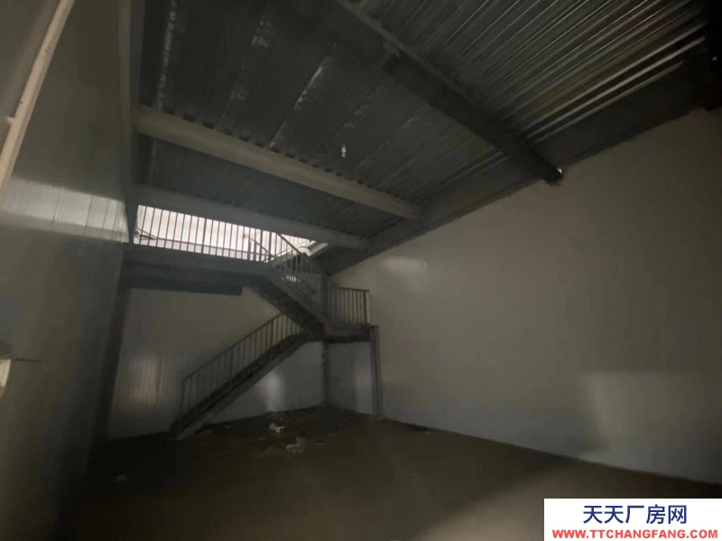 崇州新生產(chǎn)資料市場(chǎng)廠房商鋪出租