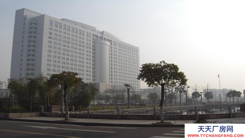 東莞市鳳崗鎮１１８２平方獨棟四層辦公樓總部出售