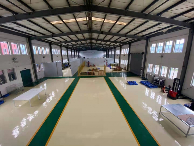 龍泉1100平廠房出租 主干道上  交通便利