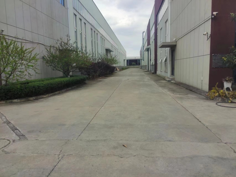 大空間多層數(shù)廠房 道路寬敞 鋼結(jié)構(gòu)