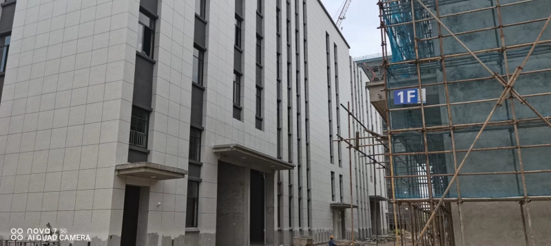 武進(jìn)旁單層12.5米層高園區(qū)廠房出售 入住辦證 50年國(guó)土