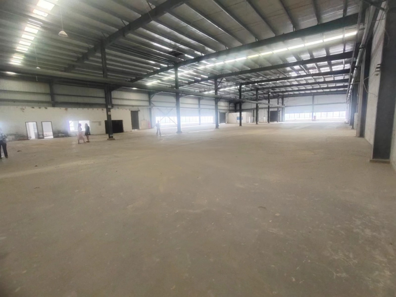 龍泉2600平廠房  有辦公大樓