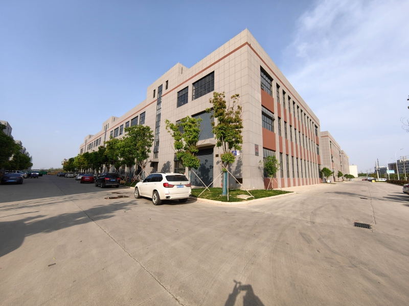 三層獨棟 交通便利 三證齊全 現房直接過戶 可環評