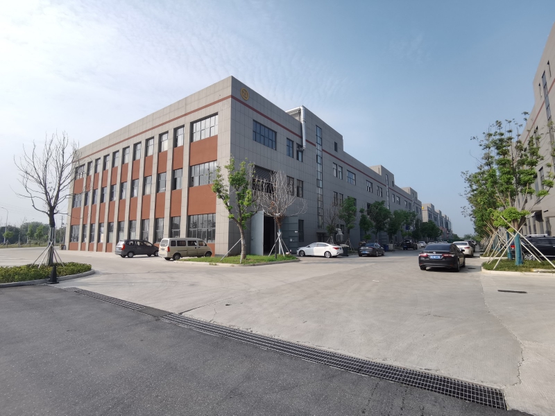 準現(xiàn)房 交通便利 分層出售 可分期 首付80萬起