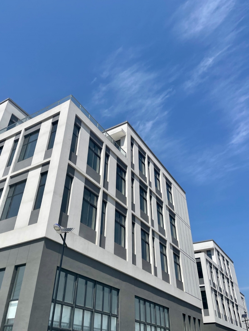 準現房 交通便利 分層出售 雙拼獨棟 首付80萬起