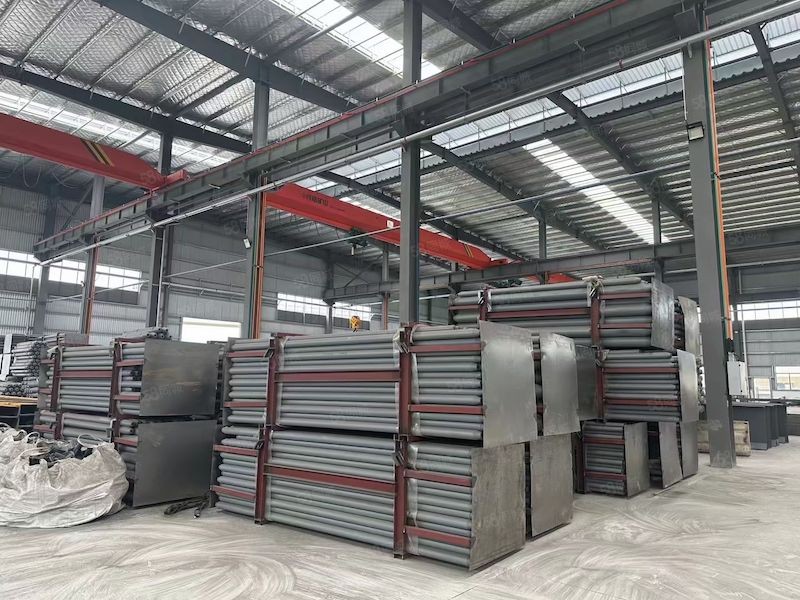 (出租)經(jīng)開區(qū)800鋼結構帶雨棚 帶5噸行車,適合加工倉儲辦公!