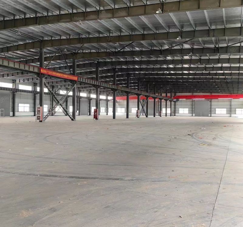 (出租)經(jīng)開區(qū)800鋼結構帶雨棚 帶5噸行車,適合加工倉儲辦公!