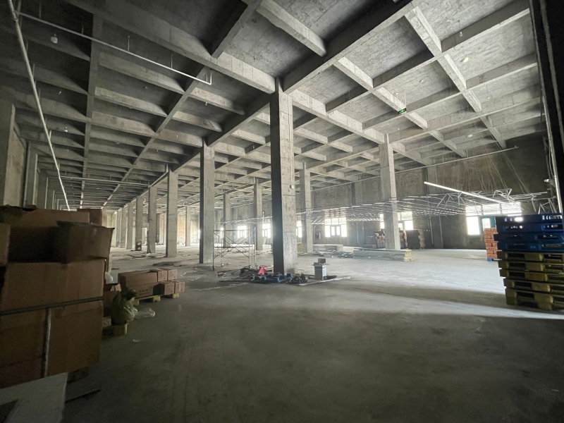 廣漢市南興鎮(zhèn)一樓廠房直租