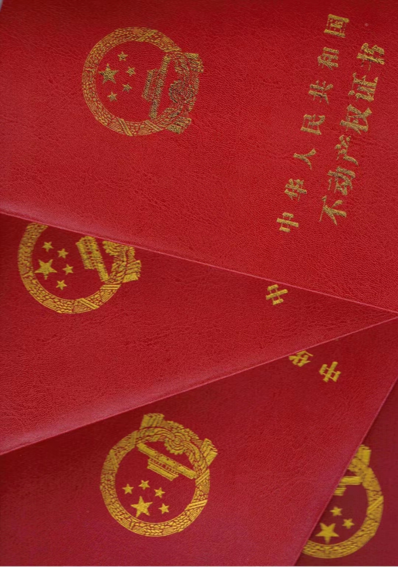 遂寧縱港智造城經(jīng)濟(jì)開(kāi)發(fā)區(qū),工業(yè)園區(qū)全新現(xiàn)廠房出售,紅本獨(dú)立產(chǎn)權(quán)無(wú)中介,優(yōu)惠多多喲!