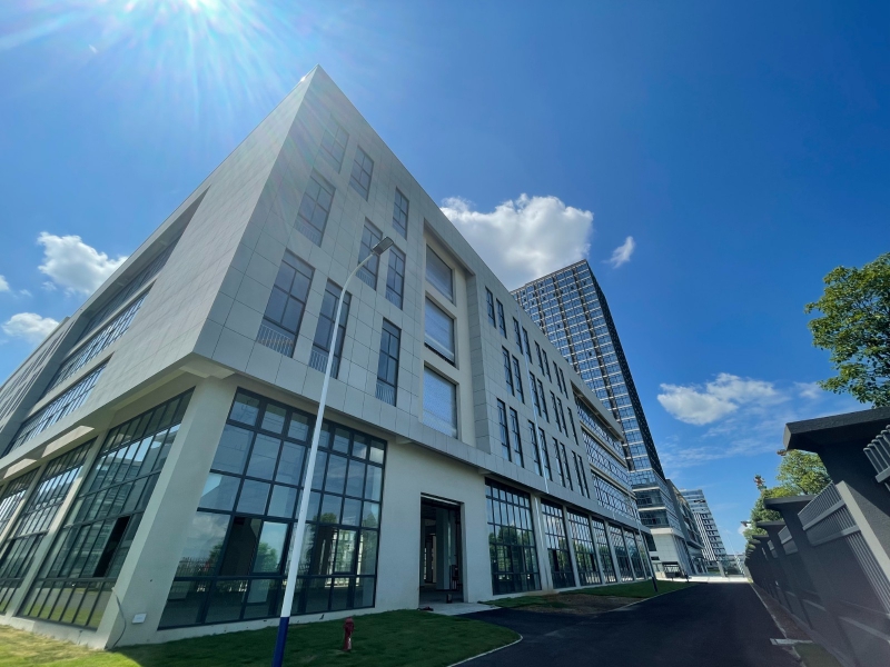 東廣人工智能谷,成華區(qū)三環(huán)邊龍?zhí)豆δ軈^(qū)國資標(biāo)準(zhǔn)化廠房出租