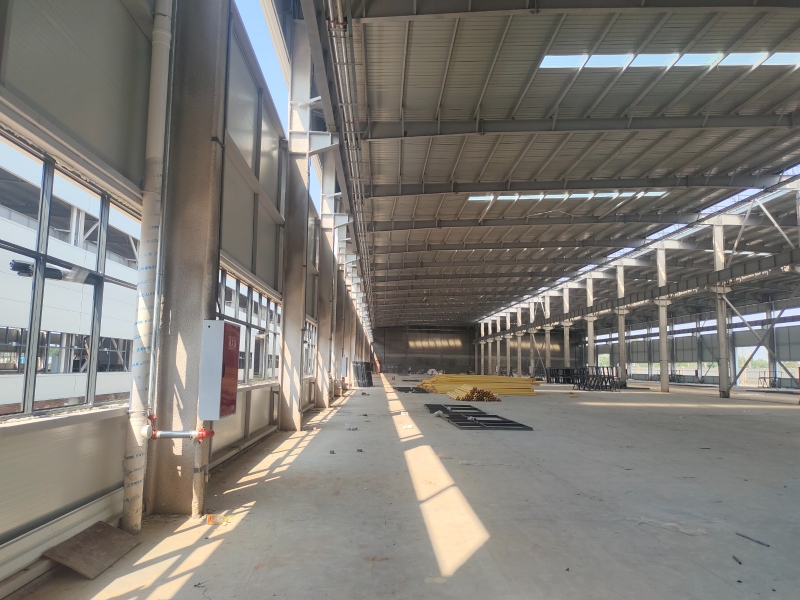 業(yè)主直租全新10萬平廠房出租可分租帶10T行車動(dòng)力電足