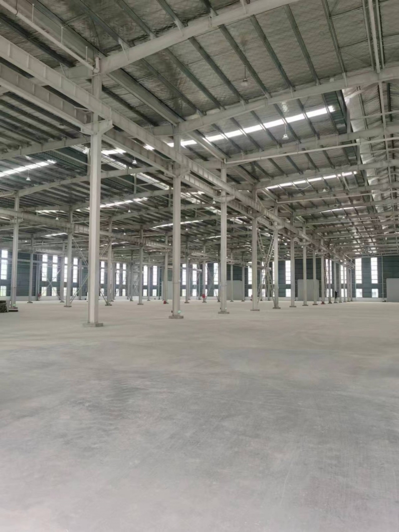 成都龍泉驛區(qū)黃土神龍汽車廠(中國(guó)二汽)旁,全新廠房出租