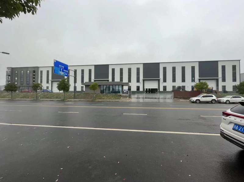 成都龍泉驛區(qū)黃土神龍汽車廠(中國(guó)二汽)旁,全新廠房出租