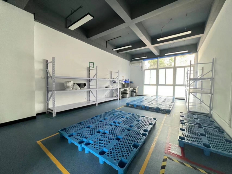 新年特惠特價!國家經開區,國家級孵化器,電子生產場地一樓1000平米,可生產研發辦公