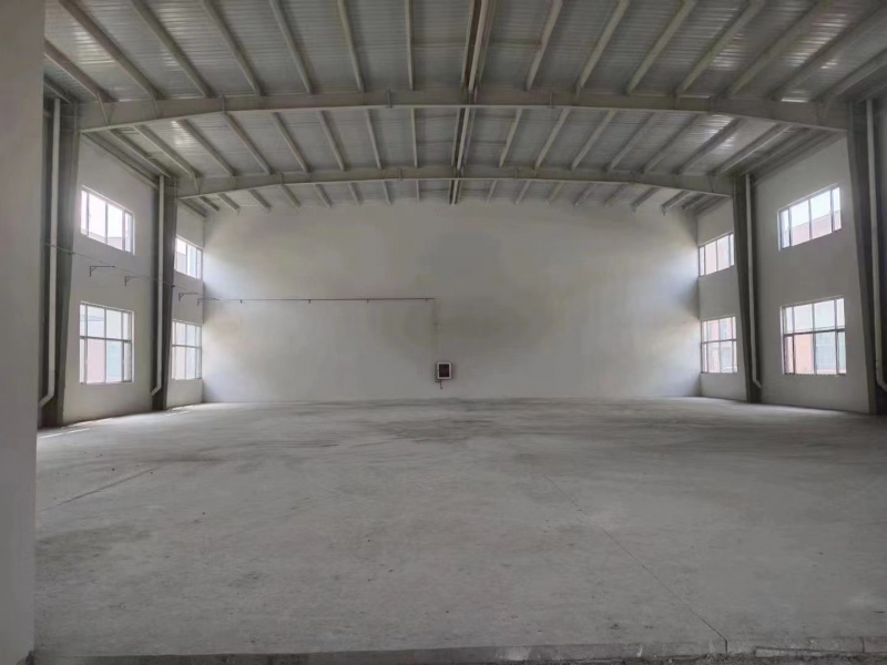 單層標(biāo)準(zhǔn)廠房,中間無立柱,獨(dú)門獨(dú)院