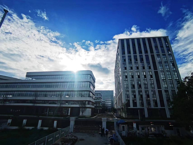 框架結(jié)構(gòu)，獨(dú)棟，分成，全新全員，最小622平，最大20000萬(wàn)平，享受政策優(yōu)惠