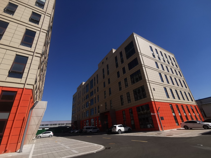 出售三河燕郊隆達產業園研發辦公樓300-1500