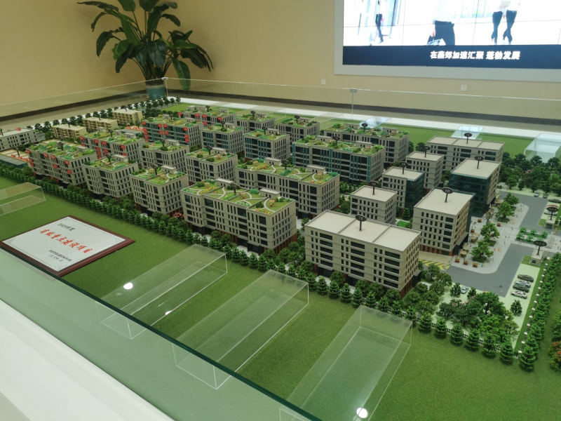 出售三河燕郊隆達產業園研發辦公樓300-1500