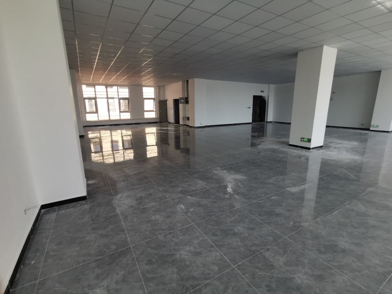 出售三河燕郊隆達產業園研發辦公樓300-1500