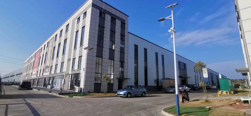 重慶·縱港智造城高標(biāo)鋼構(gòu)一期現(xiàn)廠房，二期期房可接受定制，50年獨(dú)立產(chǎn)權(quán)