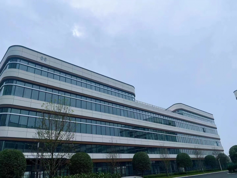 成都高新西區(qū)電子產(chǎn)業(yè)園辦公、研發(fā)、中試、生產(chǎn)一體，高品質(zhì)成熟配套