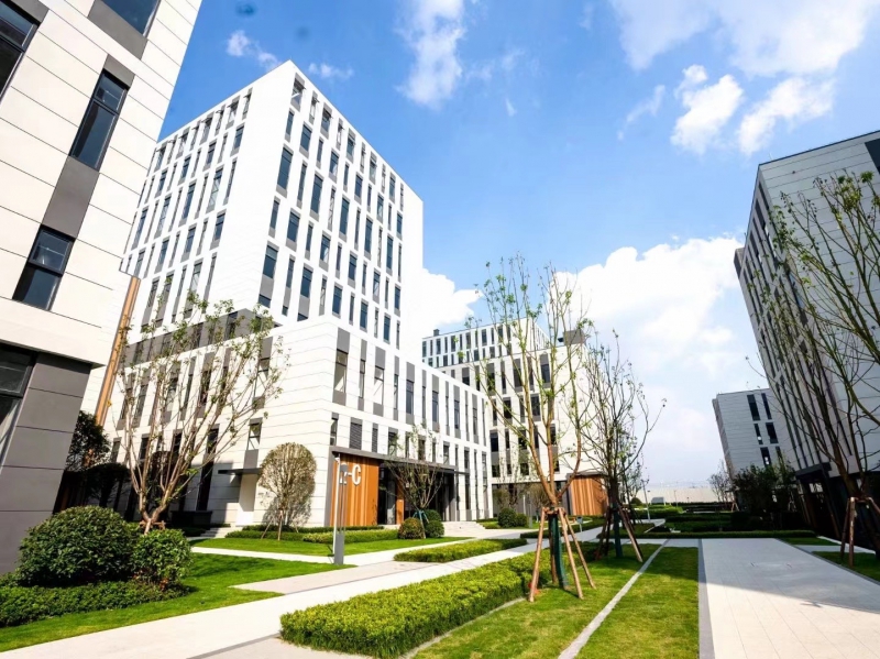 低首付購買50年可辦證框架廠房，商業銀行放款，贈送花園