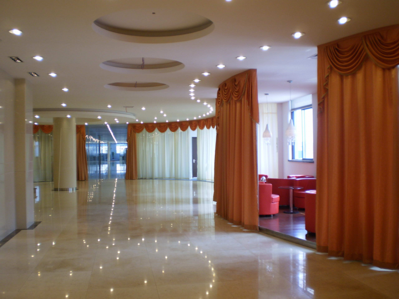 精裝修辦公室出租 創(chuàng)業(yè)辦公的明智選擇