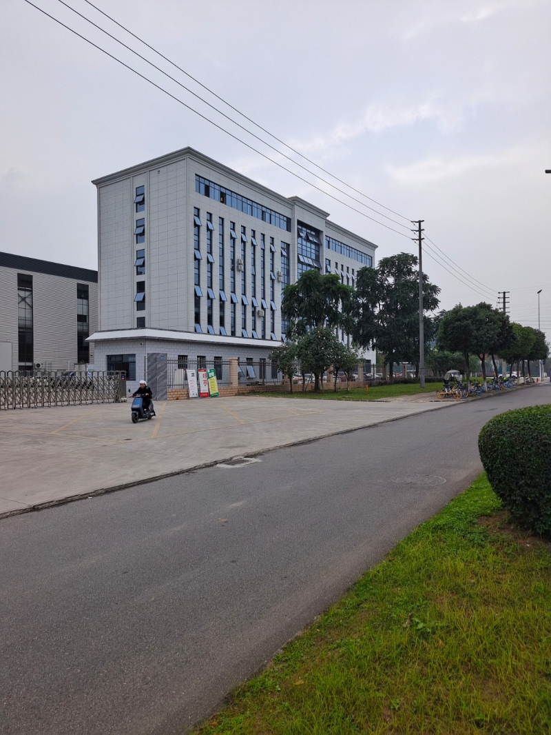 邛崍肉制品廠房出租3700平，全新鋼結構廠房