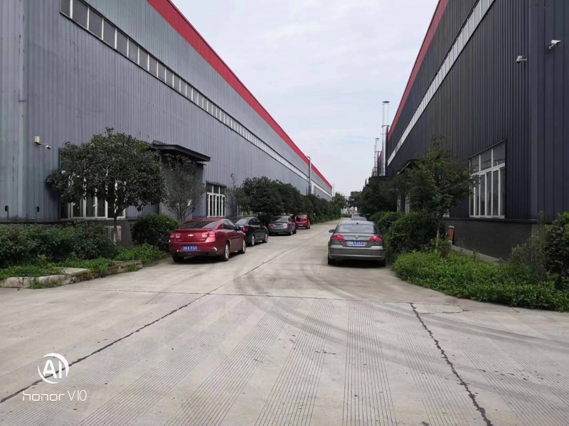 靠近成都東站標準廠房出租,可以分租