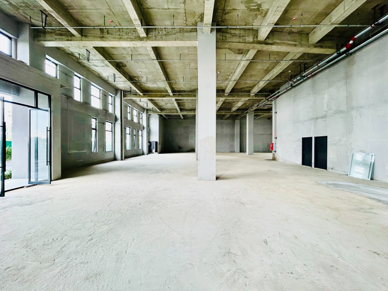 現房廠房直租,1100平辦公研發生產類廠房租賃,地鐵上蓋